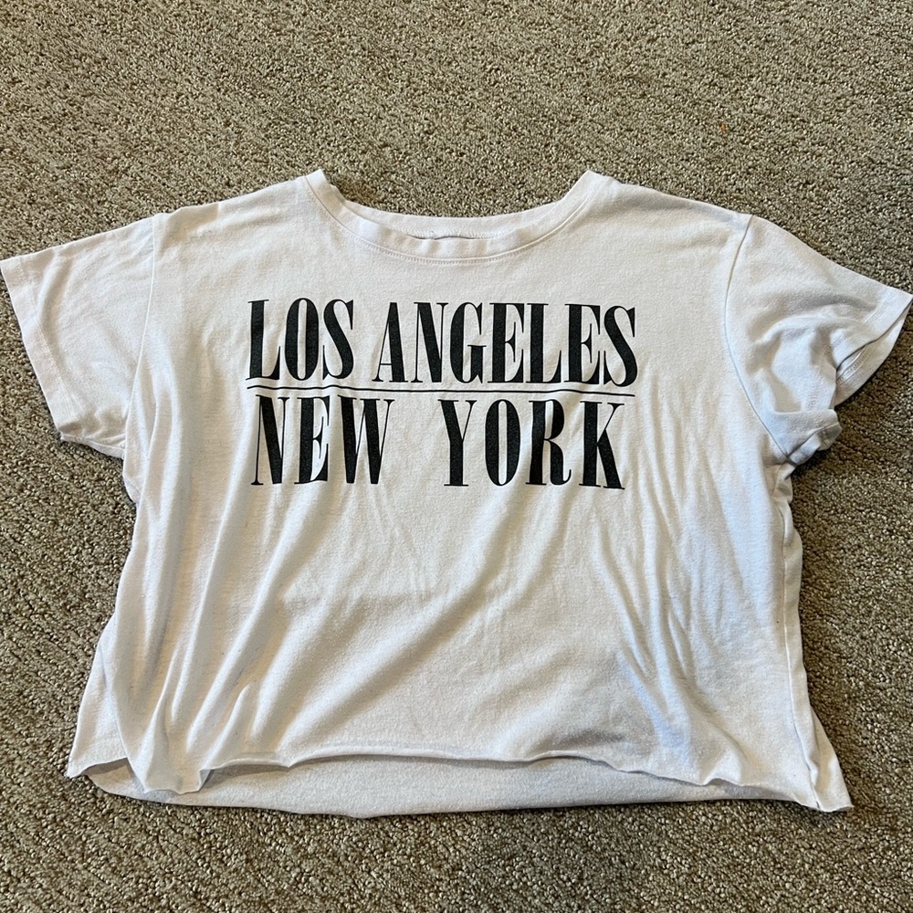White comfy cropped LA shirt